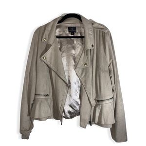 Business casual cream- beige jacket/ blazer style